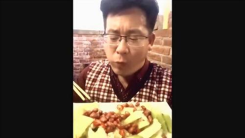 老板吃瓜的视频,揭秘职场八卦背后的真相